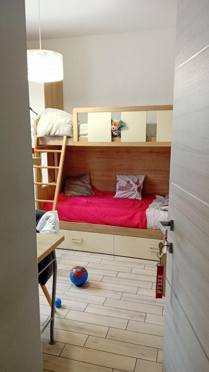 Ferienwohnung Pomezia Centro Exterior foto